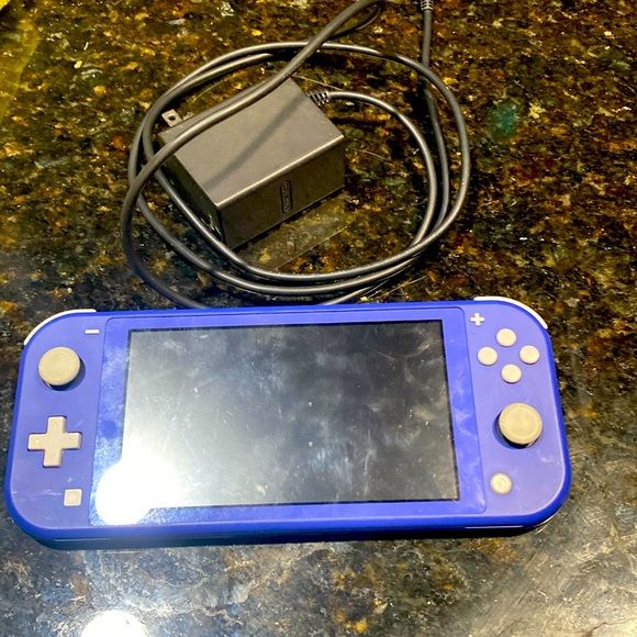 It’s a Nintendo switch lite and comes in great condition with no games